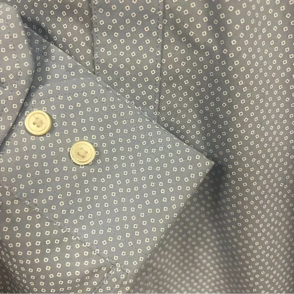 Banana Republic light blue patterned button down L